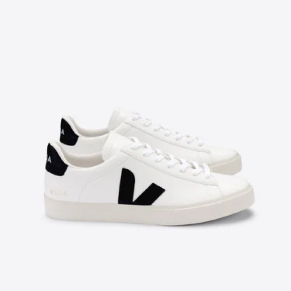 VEJA Sneakers